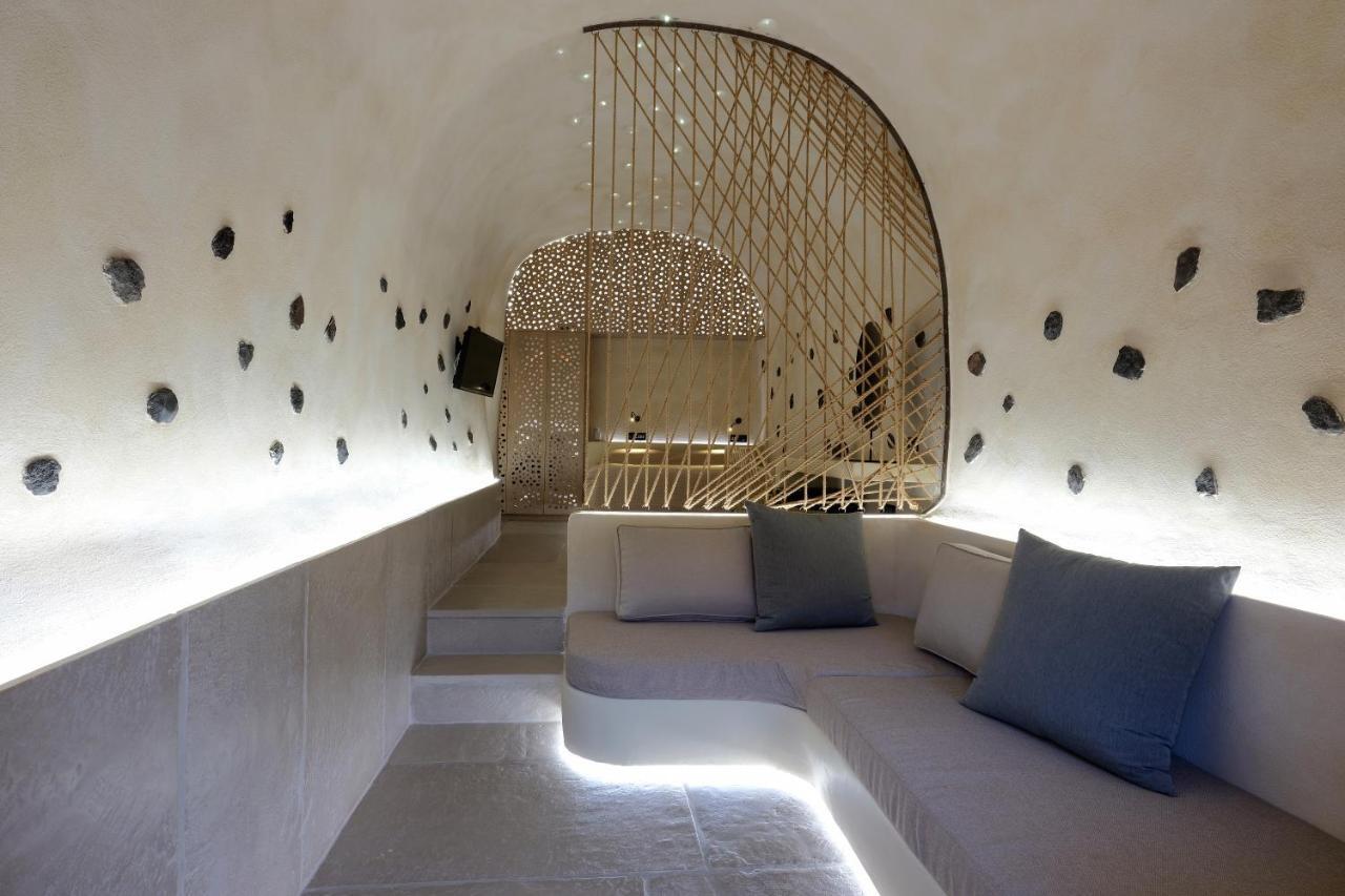 Andronikos Canaves Oia  Luaran gambar